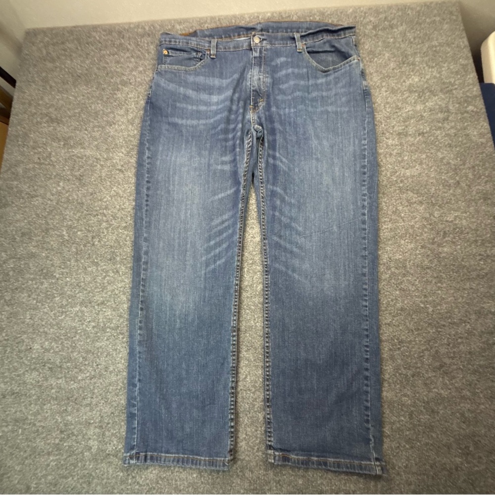 Levi's 559 Blue Jeans Men's 40x30 (40x30 fit) Relaxed Straight Medium Wash - Picture 2 of 16